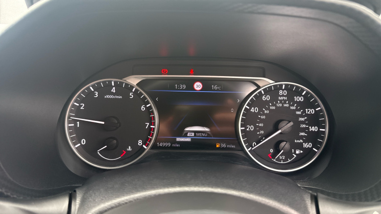 Nissan Juke 1.0 DiG-T 114 Tekna 5dr Petrol Hatchback
